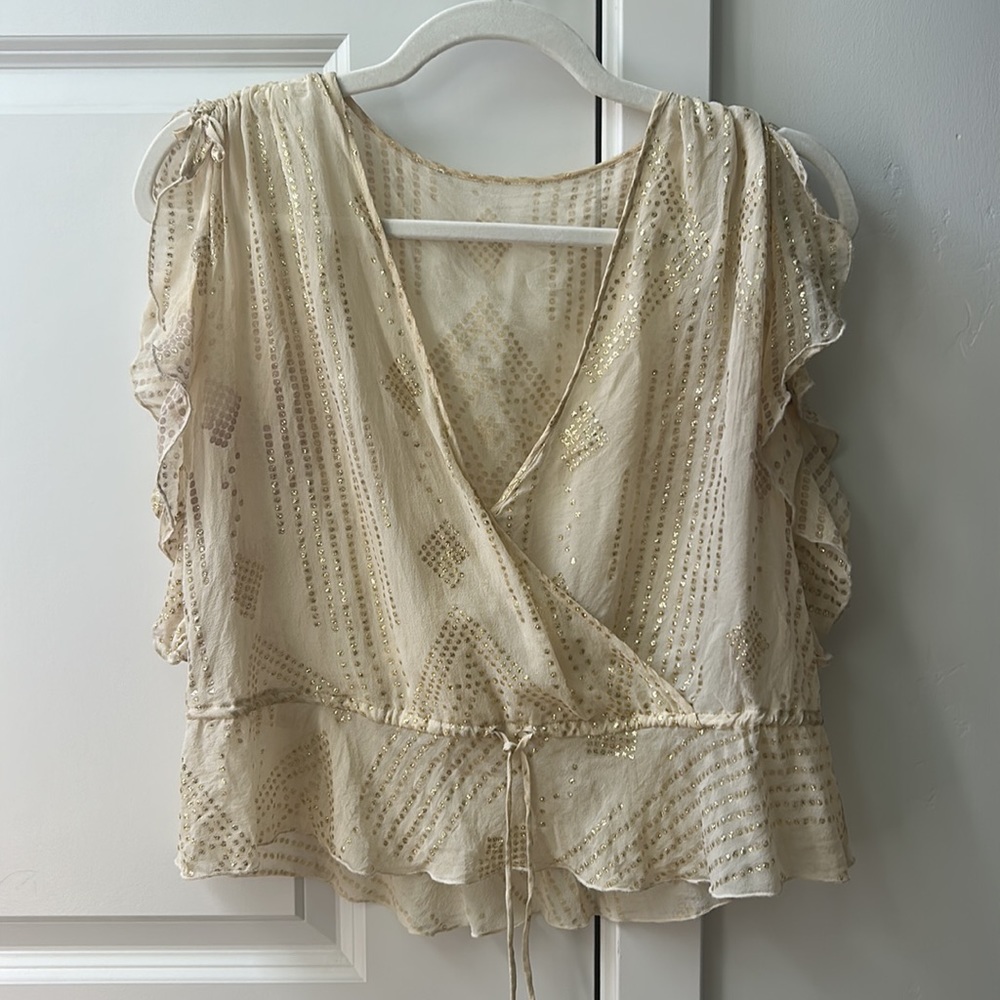 Flowy beige blouse - Picture 2 of 6